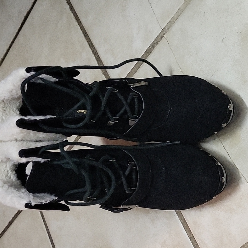 Black Baby Phat heeled booties size 7.5